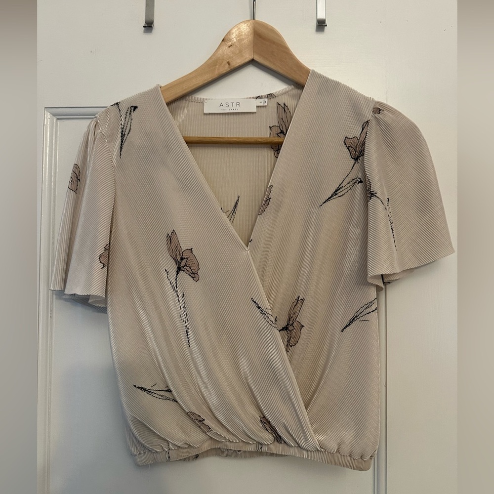 ASTR Beige Floral Wrap Dress